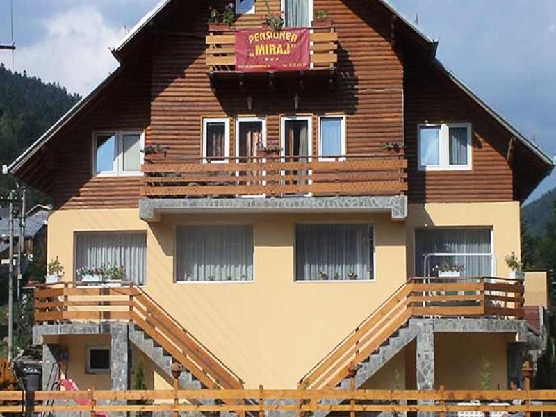 Miraj Hotel Azuga Exterior photo